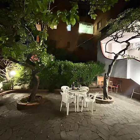 Melody Garden Calabria Apartmán